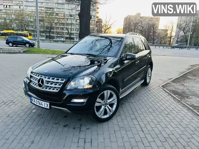 Внедорожник / Кроссовер Mercedes-Benz M-Class 2010 3.5 л. Автомат обл. Киевская, Киев - Фото 1/18