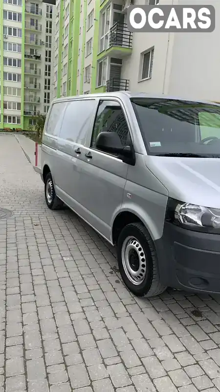 Фургон Volkswagen Transporter 2013 2 л. Ручна / Механіка обл. Хмельницька, Кам'янець-Подільський - Фото 1/16