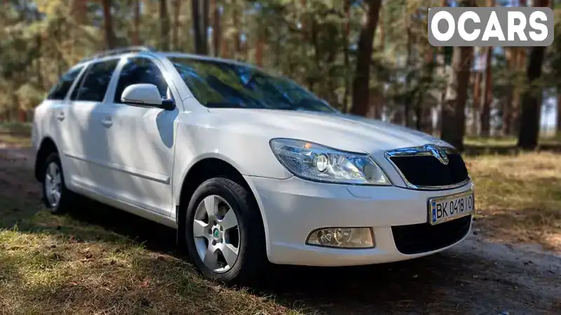 Універсал Skoda Octavia 2012 1.6 л. Ручна / Механіка обл. Рівненська, Вараш (Кузнецовськ) - Фото 1/21