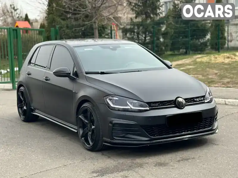 Хетчбек Volkswagen Golf GTI 2015 1.98 л. обл. Харківська, Харків - Фото 1/21