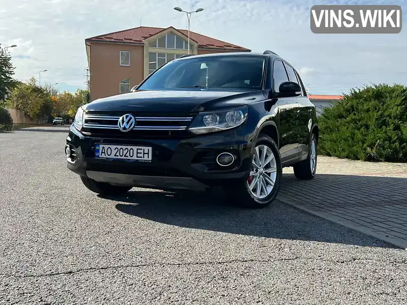 Позашляховик / Кросовер Volkswagen Tiguan 2017 2 л. Автомат обл. Закарпатська, Ужгород - Фото 1/19