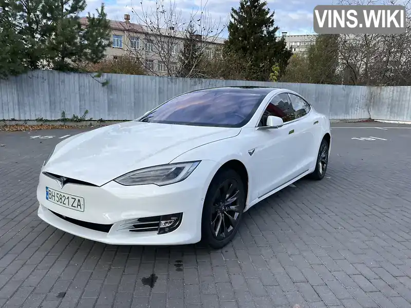 Ліфтбек Tesla Model S 2018 null_content л. обл. Харківська, Харків - Фото 1/21