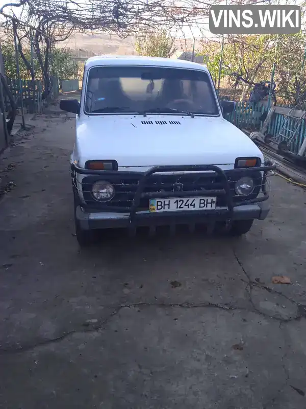 Позашляховик / Кросовер ВАЗ / Lada 21213 Niva 2001 1.69 л. Ручна / Механіка обл. Одеська, Одеса - Фото 1/3