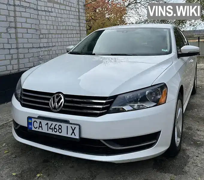 Седан Volkswagen Passat 2013 1.8 л. Автомат обл. Черкаська, Корсунь-Шевченківський - Фото 1/17