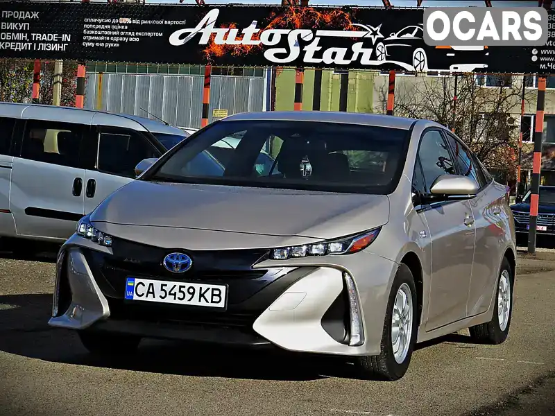 Хэтчбек Toyota Prius Prime 2017 1.8 л. Вариатор обл. Киевская, Киев - Фото 1/21