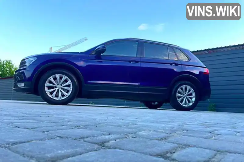 Внедорожник / Кроссовер Volkswagen Tiguan 2019 1.98 л. Робот обл. Киевская, Киев - Фото 1/9