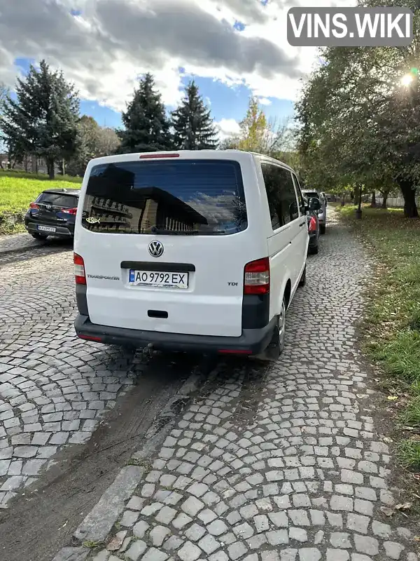 Мінівен Volkswagen Transporter 2015 1.97 л. Ручна / Механіка обл. Закарпатська, Ужгород - Фото 1/8