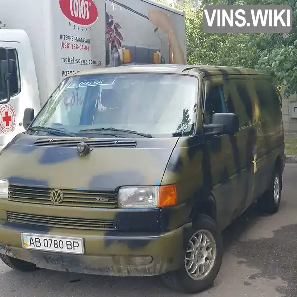 Мінівен Volkswagen Transporter 2003 2.47 л. обл. Миколаївська, Миколаїв - Фото 1/10