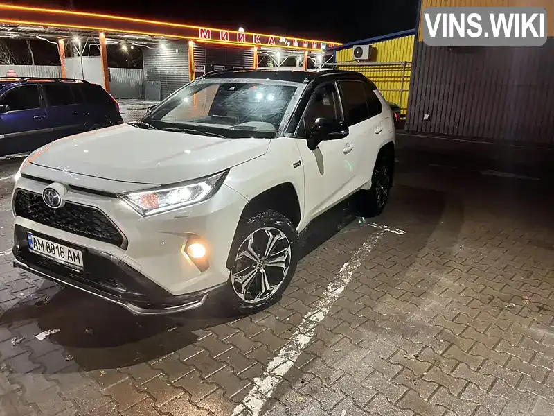 Позашляховик / Кросовер Toyota RAV4 2021 2.5 л. Варіатор обл. Житомирська, Житомир - Фото 1/11