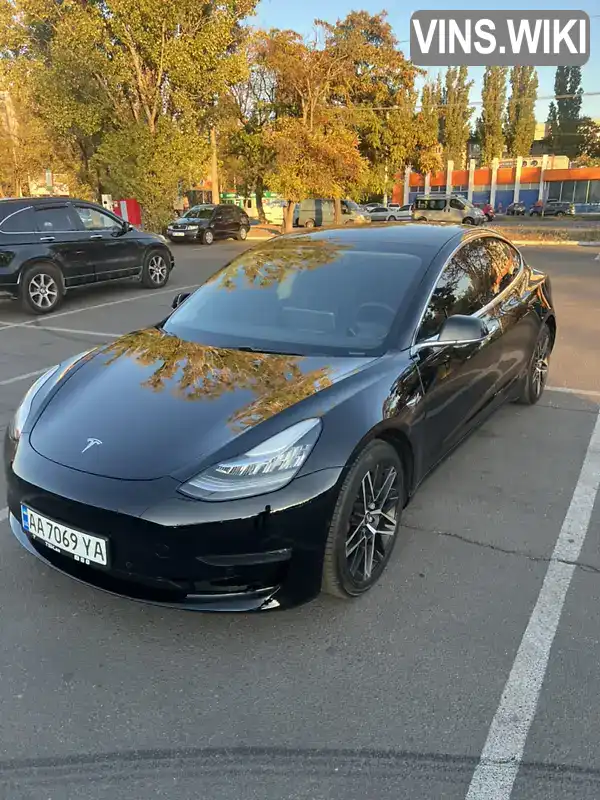 Седан Tesla Model 3 2019 null_content л. Автомат обл. Одеська, Одеса - Фото 1/12