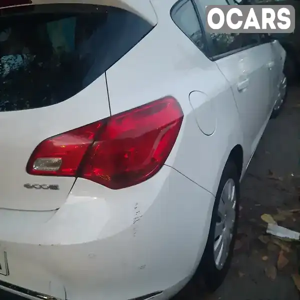 W0LPD6E67E1124981 Opel Astra 2014 Хетчбек 1.6 л. Фото 8