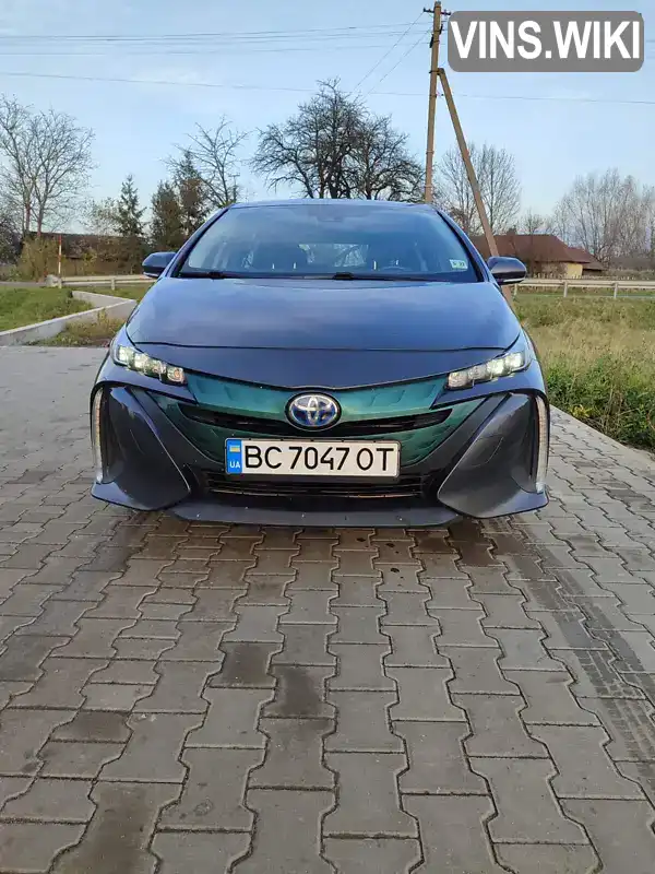 Хэтчбек Toyota Prius Prime 2016 1.8 л. Вариатор обл. Львовская, Жолква - Фото 1/18