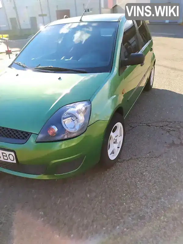 Хэтчбек Ford Fiesta 2006 1.3 л. Ручная / Механика обл. Черновицкая, Черновцы - Фото 1/11