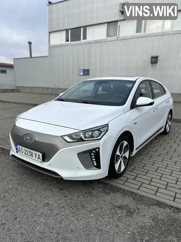 Хетчбек Hyundai Ioniq 2018 null_content л. Варіатор обл. Закарпатська, Ужгород - Фото 1/21