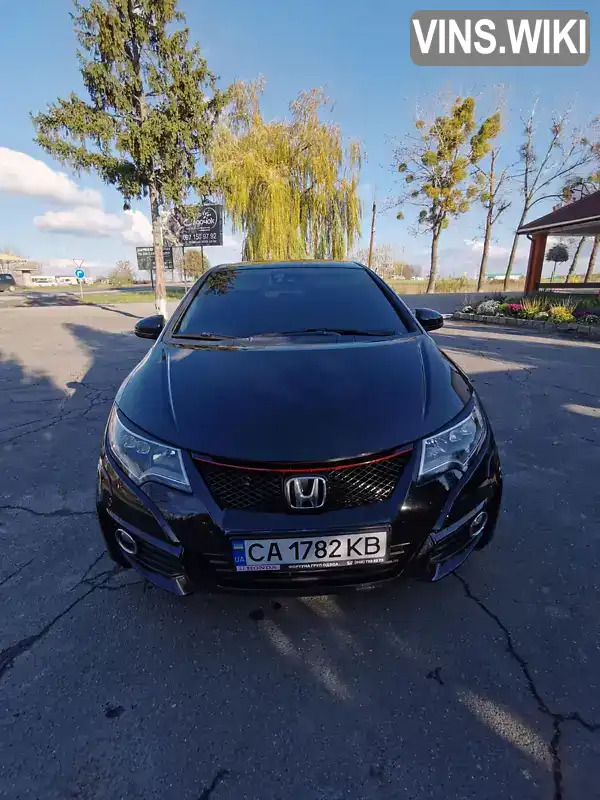 Хэтчбек Honda Civic 2015 1.6 л. Ручная / Механика обл. Черкасская, Умань - Фото 1/19