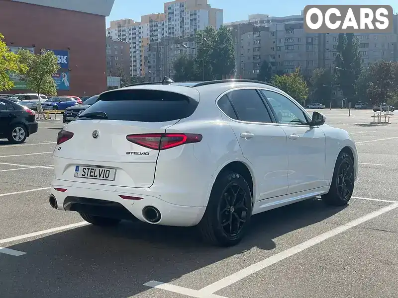 Внедорожник / Кроссовер Alfa Romeo Stelvio 2020 2 л. Автомат обл. Киевская, Киев - Фото 1/21