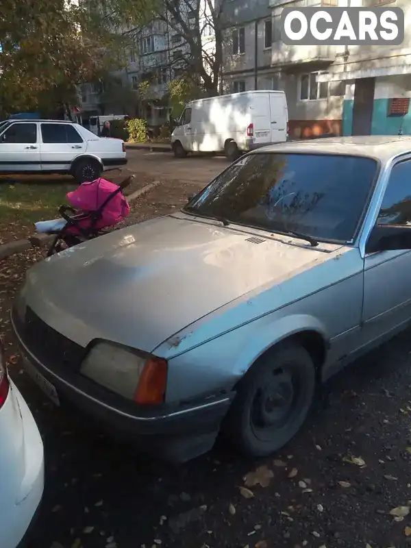 Седан Opel Rekord 1986 2.3 л. Ручна / Механіка обл. Чернівецька, Чернівці - Фото 1/8