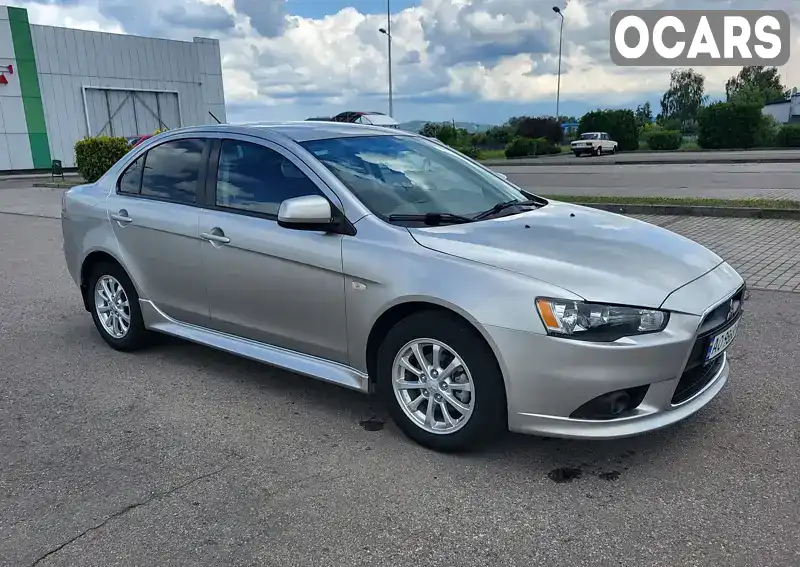 Седан Mitsubishi Lancer 2013 1.6 л. Ручна / Механіка обл. Закарпатська, Мукачево - Фото 1/21