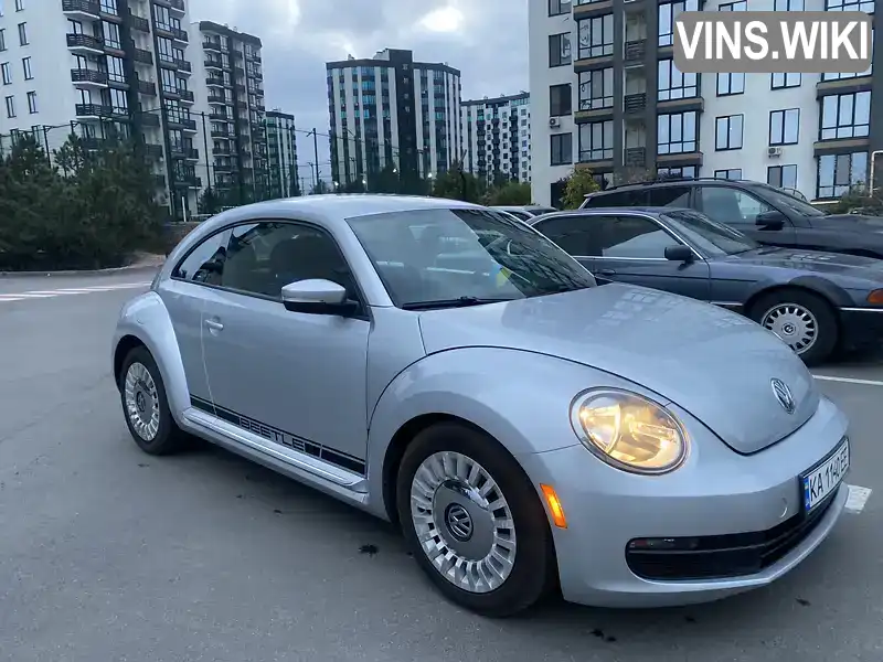 Хэтчбек Volkswagen Beetle 2013 2.5 л. Автомат обл. Киевская, Киев - Фото 1/21