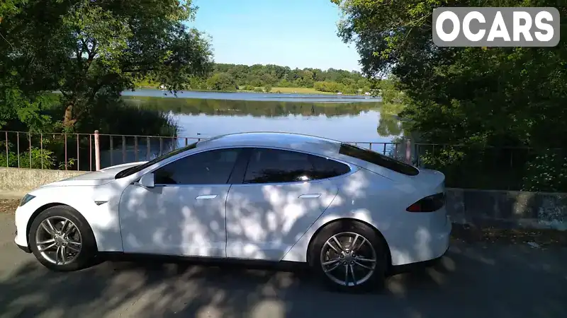 Ліфтбек Tesla Model S 2014 null_content л. Автомат обл. Рівненська, Рівне - Фото 1/21