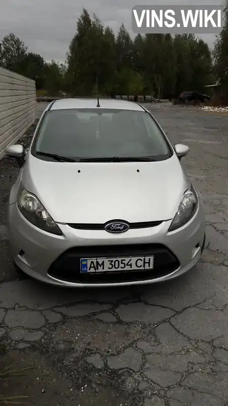 Хэтчбек Ford Fiesta 2012 1.24 л. Ручная / Механика обл. Житомирская, Житомир - Фото 1/13