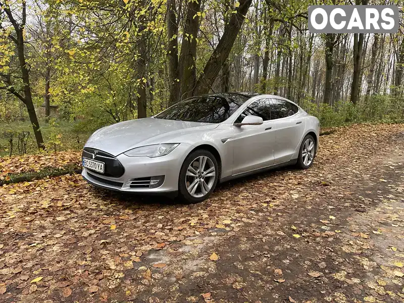 Ліфтбек Tesla Model S 2013 null_content л. Автомат обл. Львівська, Рава-Руська - Фото 1/21