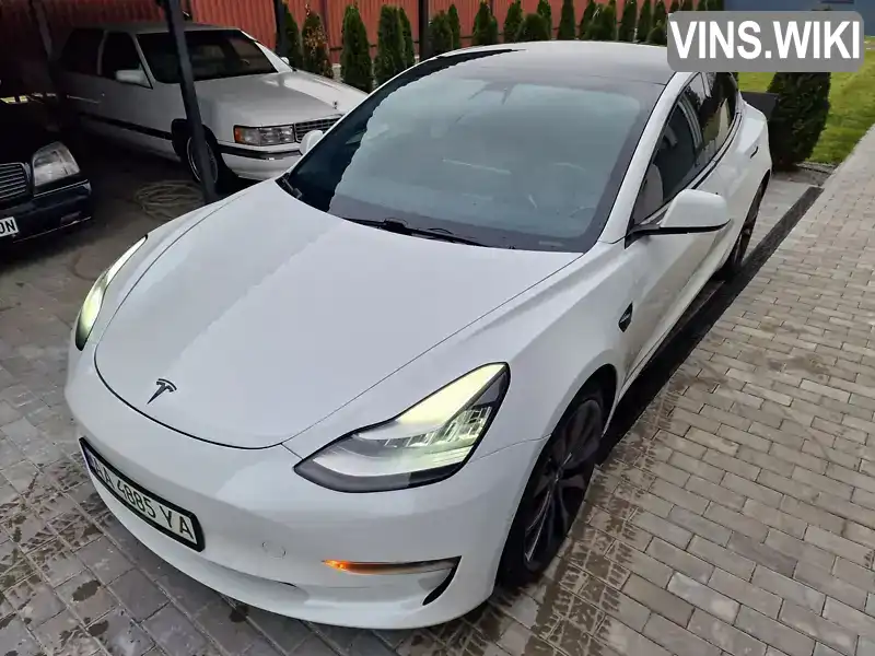 5YJ3E1EB8KF441636 Tesla Model 3 2019 Седан  Фото 4