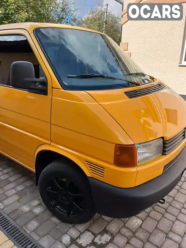 Мінівен Volkswagen Transporter 2000 2.5 л. Ручна / Механіка обл. Івано-Франківська, Коломия - Фото 1/21