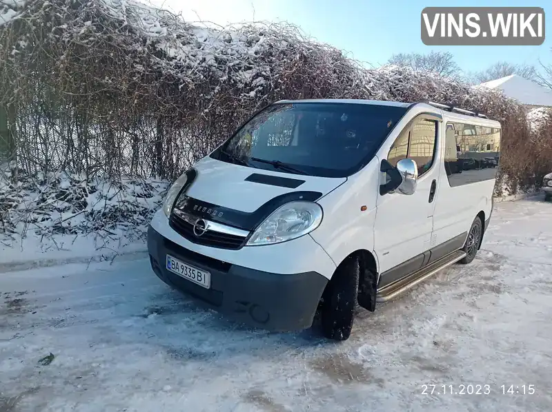 Мінівен Opel Vivaro 2007 2 л. Ручна / Механіка обл. Кіровоградська, Кропивницький (Кіровоград) - Фото 1/11