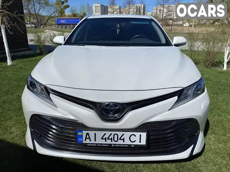 Седан Toyota Camry 2020 2.49 л. Автомат обл. Киевская, Белая Церковь - Фото 1/21