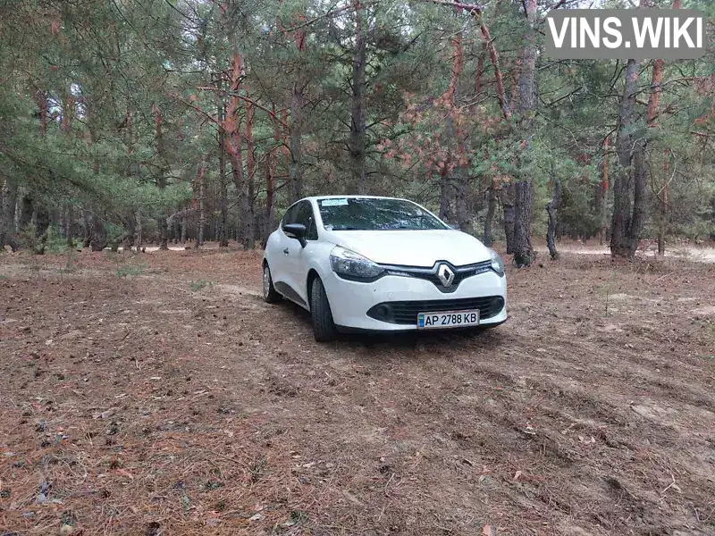 Хетчбек Renault Clio 2014 1.46 л. обл. Миколаївська, Врадіївка - Фото 1/11