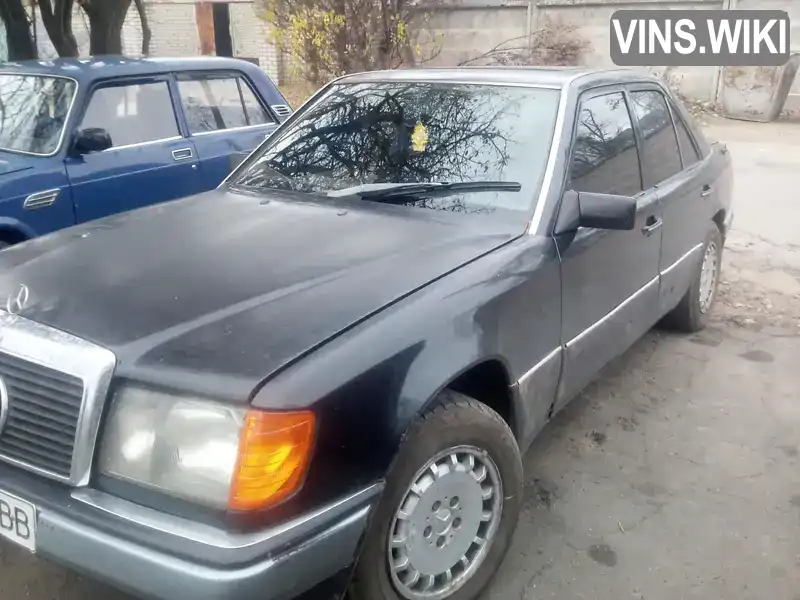 Седан Mercedes-Benz 190 1989 2 л. Ручна / Механіка обл. Миколаївська, Вознесенськ - Фото 1/4