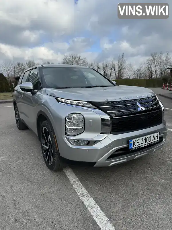 Позашляховик / Кросовер Mitsubishi Outlander 2023 2.5 л. Варіатор обл. Дніпропетровська, Дніпро (Дніпропетровськ) - Фото 1/21