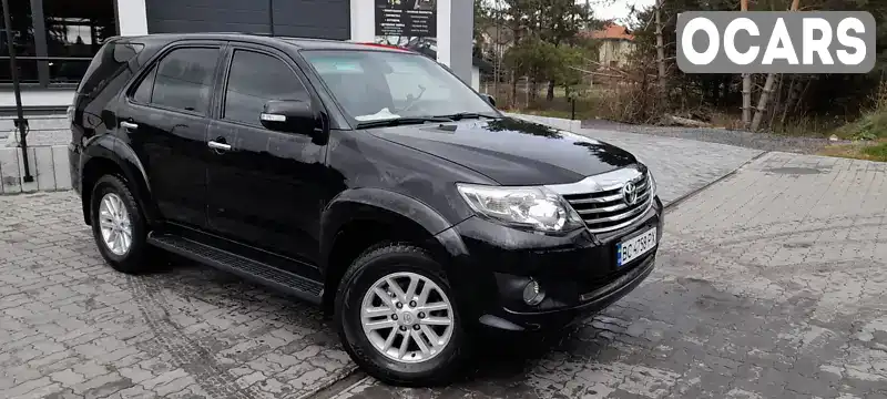 Позашляховик / Кросовер Toyota Fortuner 2013 2.7 л. Автомат обл. Львівська, Львів - Фото 1/21