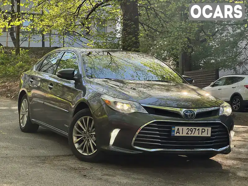 Седан Toyota Avalon 2016 2.5 л. Варіатор обл. Київська, Бориспіль - Фото 1/21