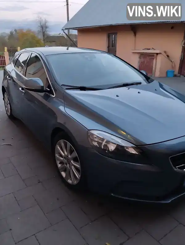 Хетчбек Volvo V40 2012 1.6 л. Ручна / Механіка обл. Львівська, Львів - Фото 1/9