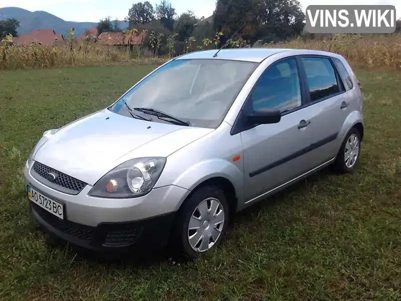 Хетчбек Ford Fiesta 2008 1.3 л. Ручна / Механіка обл. Закарпатська, Хуст - Фото 1/5