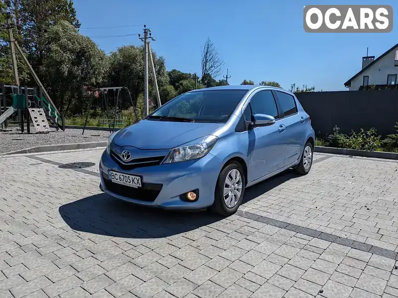 Хетчбек Toyota Yaris 2012 1.3 л. Варіатор обл. Волинська, Володимир-Волинський - Фото 1/20