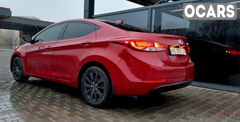 Седан Hyundai Elantra 2015 1.8 л. Автомат обл. Дніпропетровська, Жовті Води - Фото 1/14