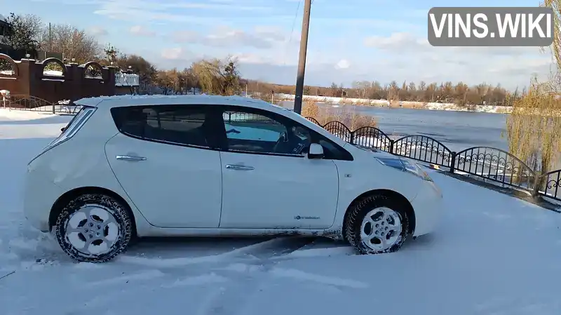 Хетчбек Nissan Leaf 2016 null_content л. Варіатор обл. Черкаська, Сміла - Фото 1/11