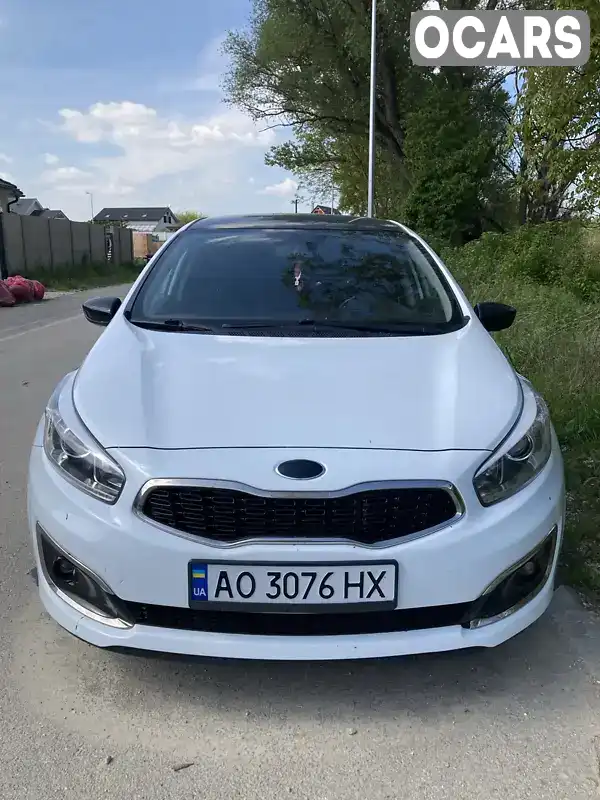 Хетчбек Kia Ceed 2016 1.58 л. Ручна / Механіка обл. Закарпатська, Хуст - Фото 1/11