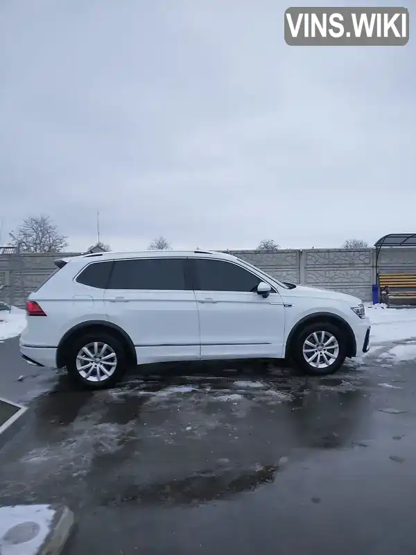 Позашляховик / Кросовер Volkswagen Tiguan Allspace 2018 2 л. Робот обл. Житомирська, Житомир - Фото 1/21