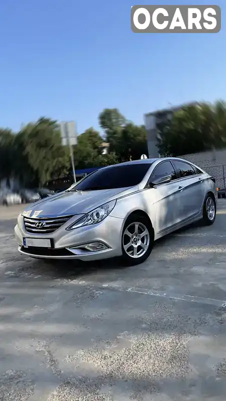 Седан Hyundai Sonata 2013 2 л. Автомат обл. Київська, Київ - Фото 1/20