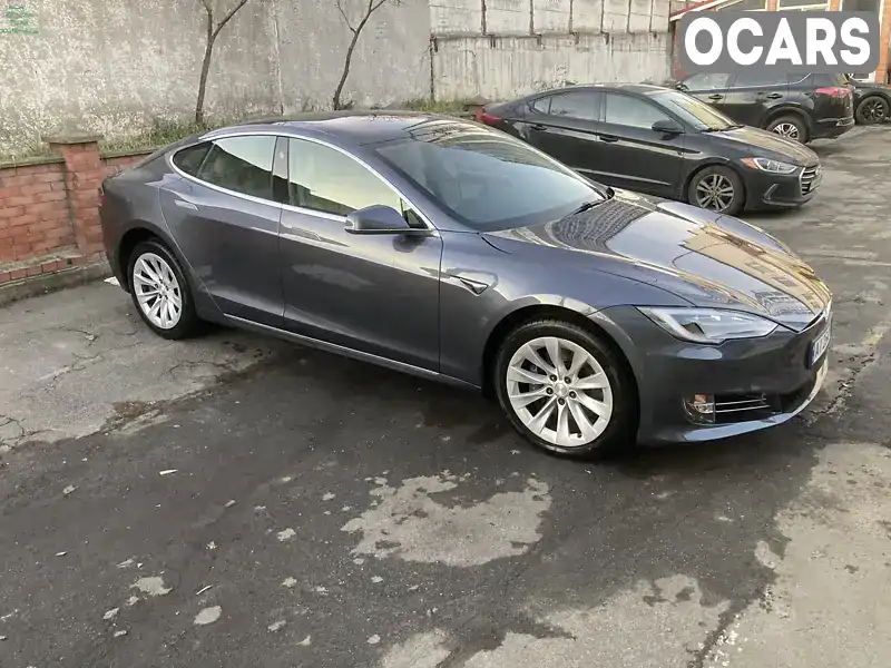 5YJSA1E21KF305520 Tesla Model S 2019 Ліфтбек  Фото 2