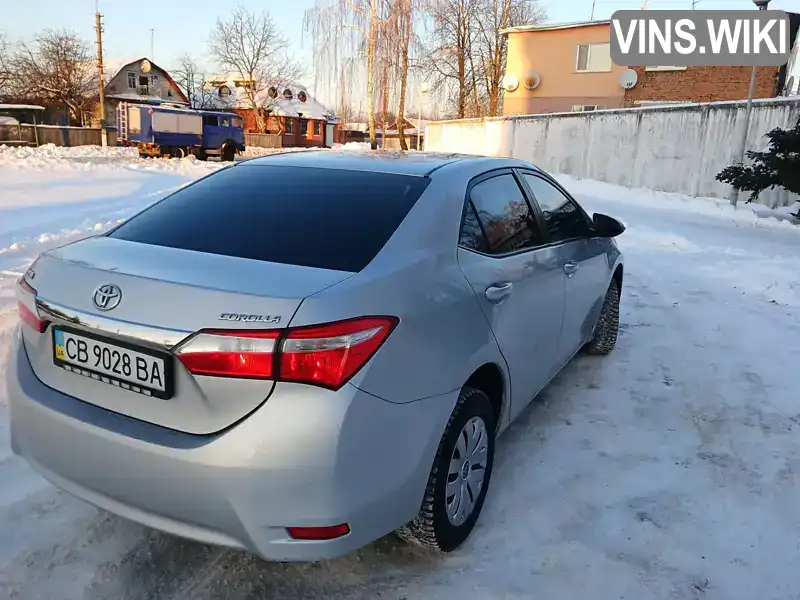 Седан Toyota Corolla 2013 1.3 л. Ручна / Механіка обл. Чернігівська, Новгород-Сіверський - Фото 1/21