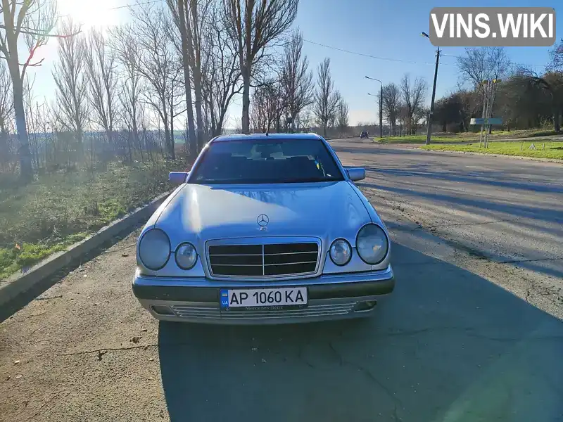 Седан Mercedes-Benz E-Class 1995 2 л. Ручна / Механіка обл. Запорізька, Запоріжжя - Фото 1/10