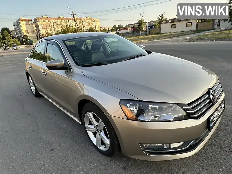 Седан Volkswagen Passat 2015 1.8 л. Автомат обл. Днепропетровская, Днепр (Днепропетровск) - Фото 1/21