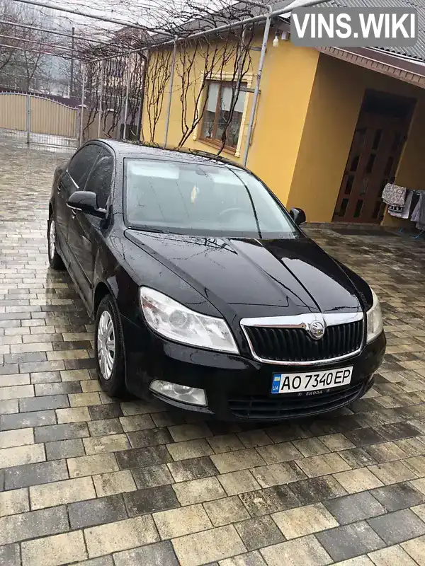 Ліфтбек Skoda Octavia 2011 1.6 л. Ручна / Механіка обл. Закарпатська, Мукачево - Фото 1/9