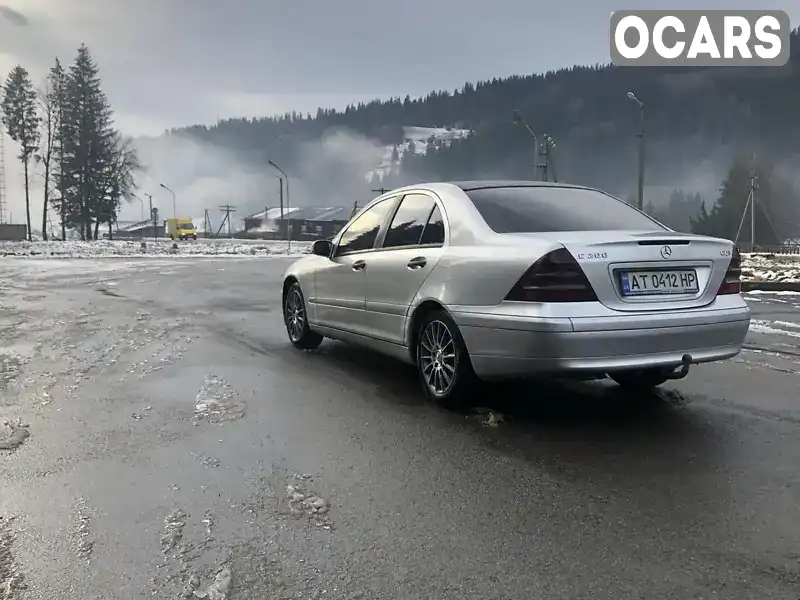 Седан Mercedes-Benz C-Class 2001 2.2 л. Ручна / Механіка обл. Івано-Франківська, Верховина - Фото 1/21