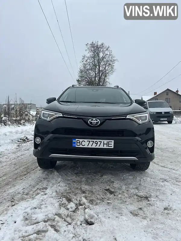 Внедорожник / Кроссовер Toyota RAV4 2016 2.49 л. Автомат обл. Львовская, Яворов - Фото 1/16